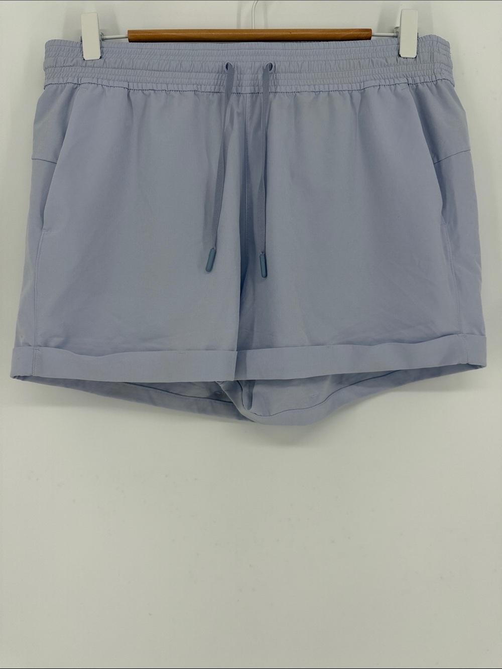 Lululemon Spring Break Away Shorts 3” Serene Blue Size 10